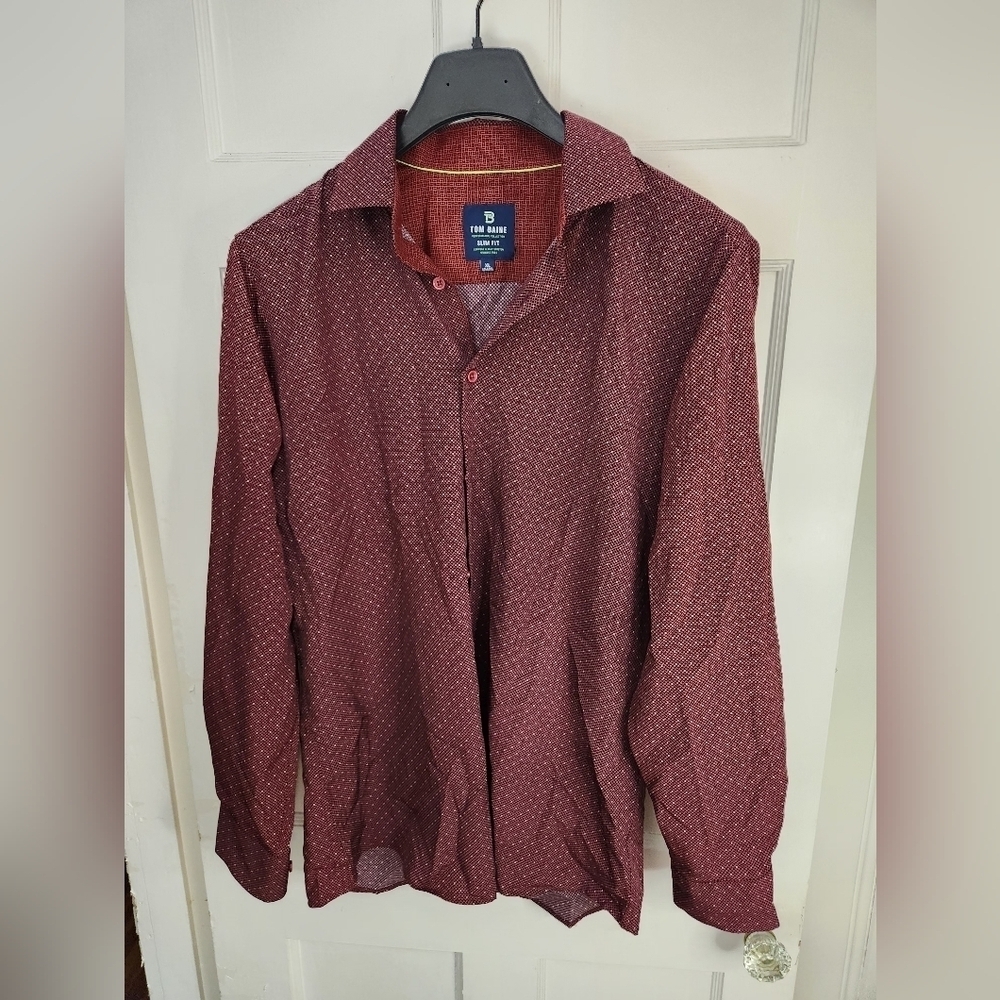 Men's Burgundy Casual Button Down Shirt